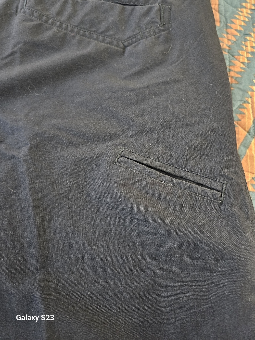 lululemon athletica Men's Black Flat-Front Performance Shorts - Picture 6 of 8